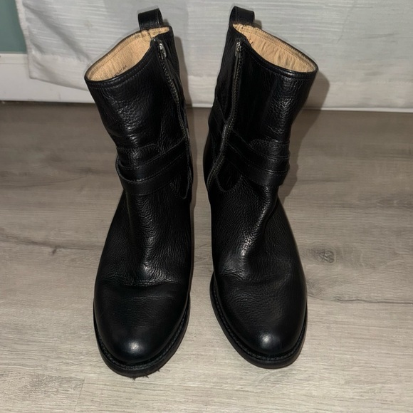 LEATHER FRYE BOOTS SIZE 8 WOMANS ALL BLACK - Picture 4 of 10
